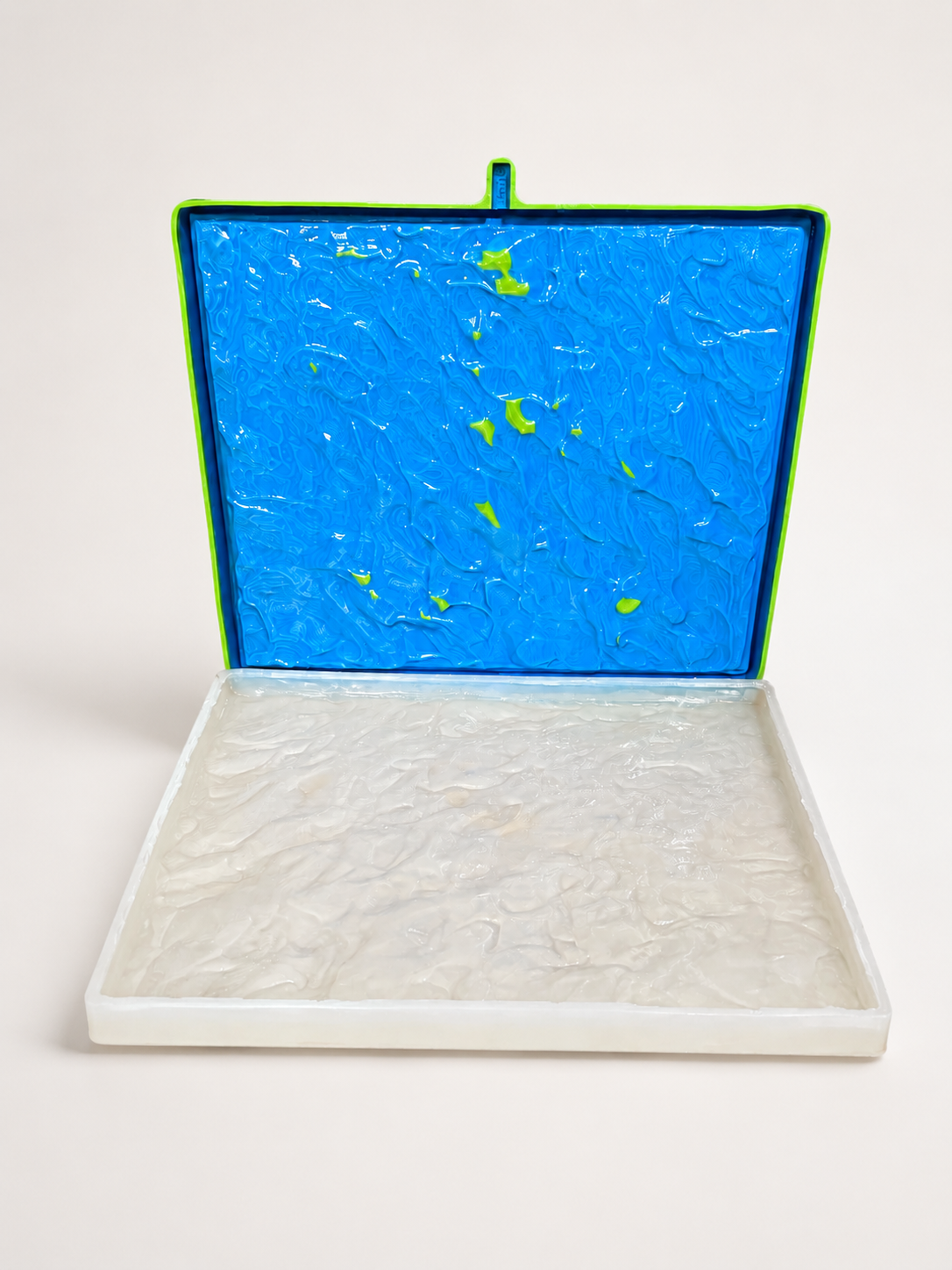 Ocean calm waves mold