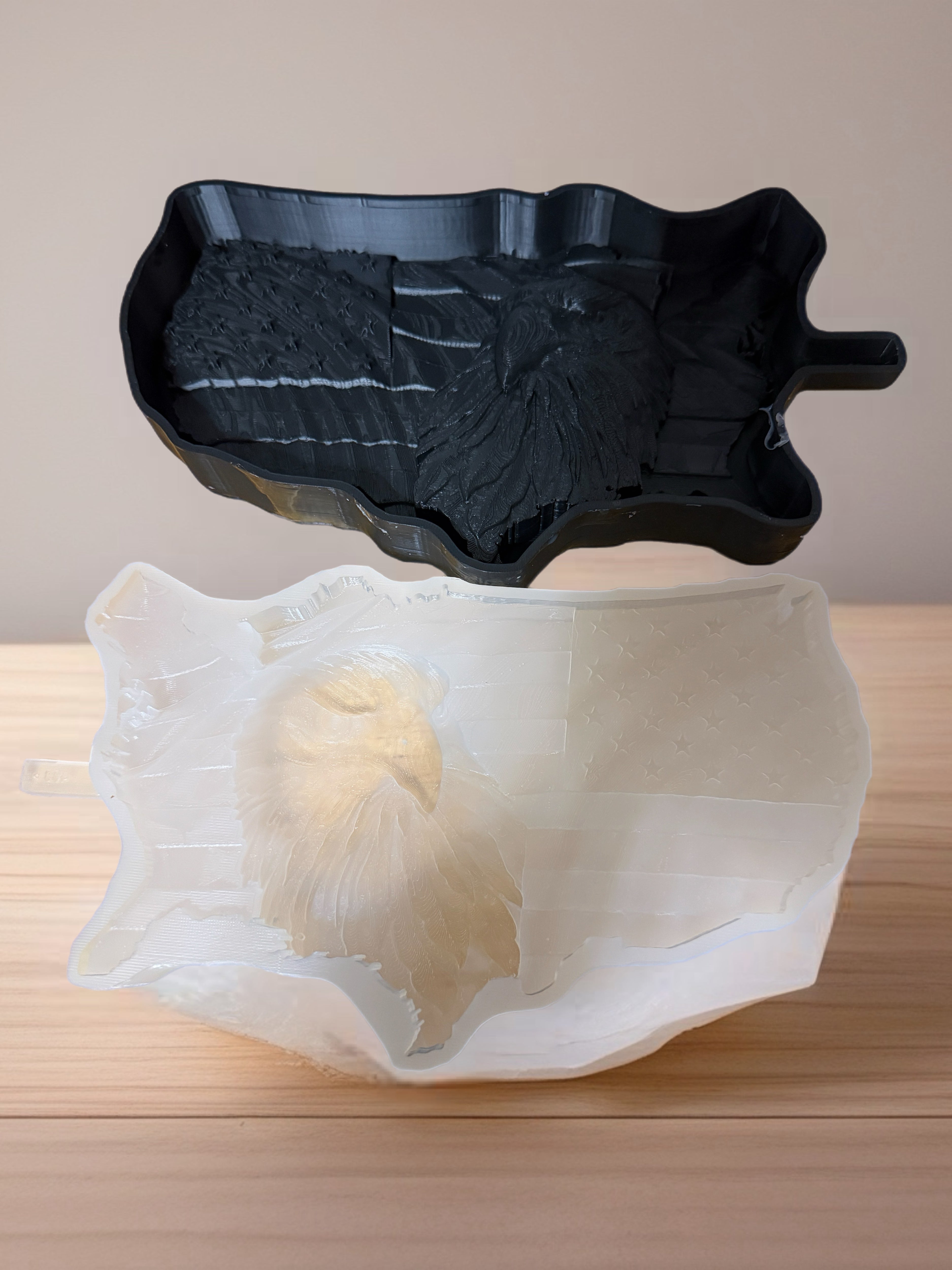 Eagle and flag mold